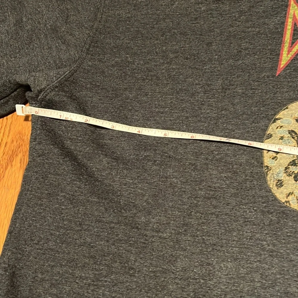 Def Leppard XL Sweatshirt - Picture 7 of 16